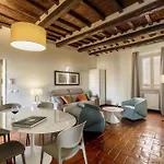 Aenea Bed and Breakfast 4*