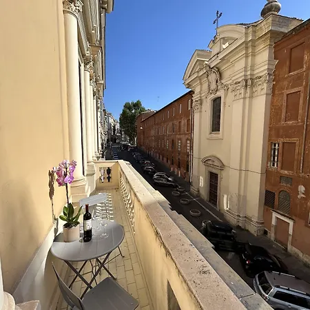 Aenea Nocleg ze śniadaniem Rzym