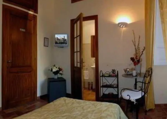 Aenea Bed and Breakfast 4*