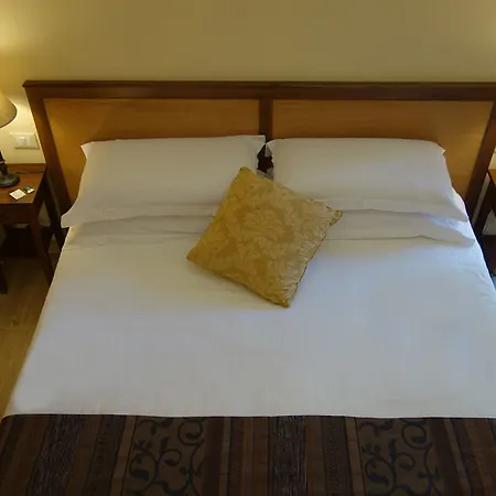 Bed & Breakfast Aenea 3*